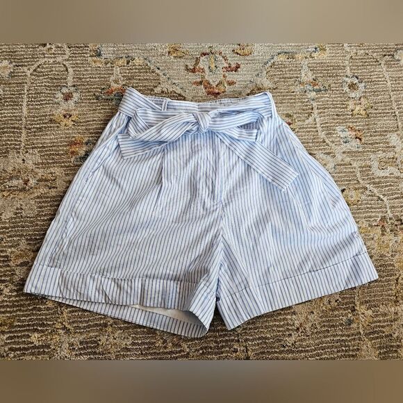 J. Crew blue and white striped shorts with cuff and tie bow. Sz 6 with 4" inseam - Picture 3 of 4